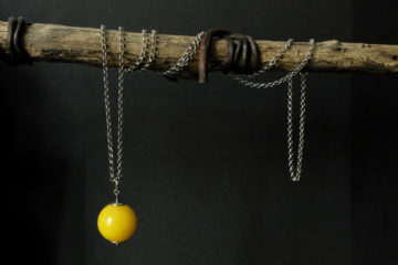 Ciondolo pietra a sfera: giada gialla